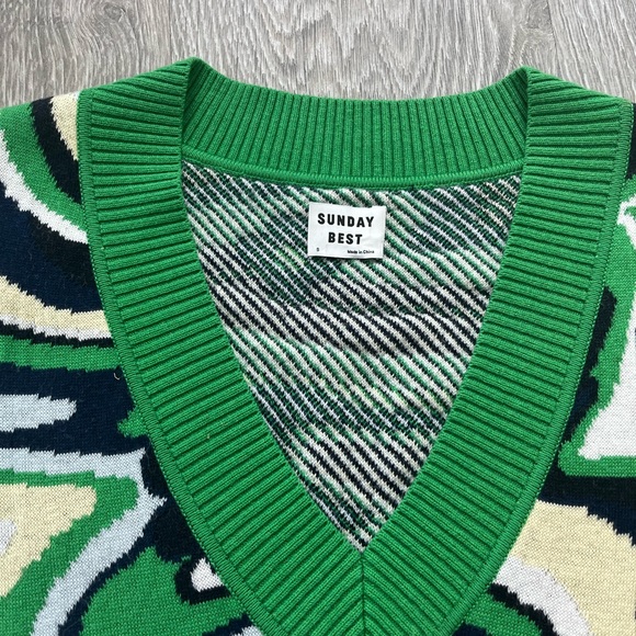 Sunday Best sweater vest - Picture 2 of 2